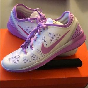 NIB! Women’s Nike Free 5.0 TR Fit in size 8.